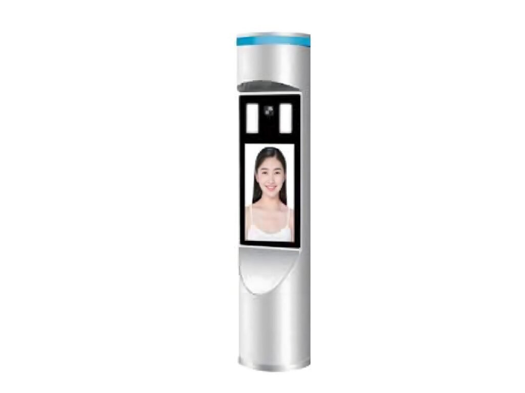 Face recognition terminal with camera and display screen